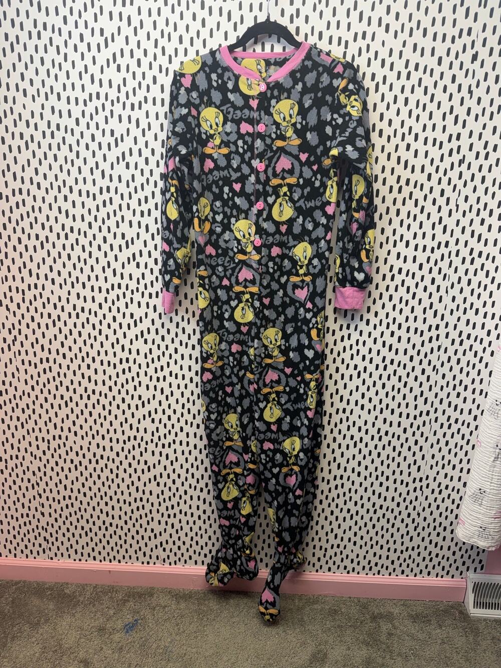 Looney Tunes tweety bird onesie womens pajamas size Xs/small